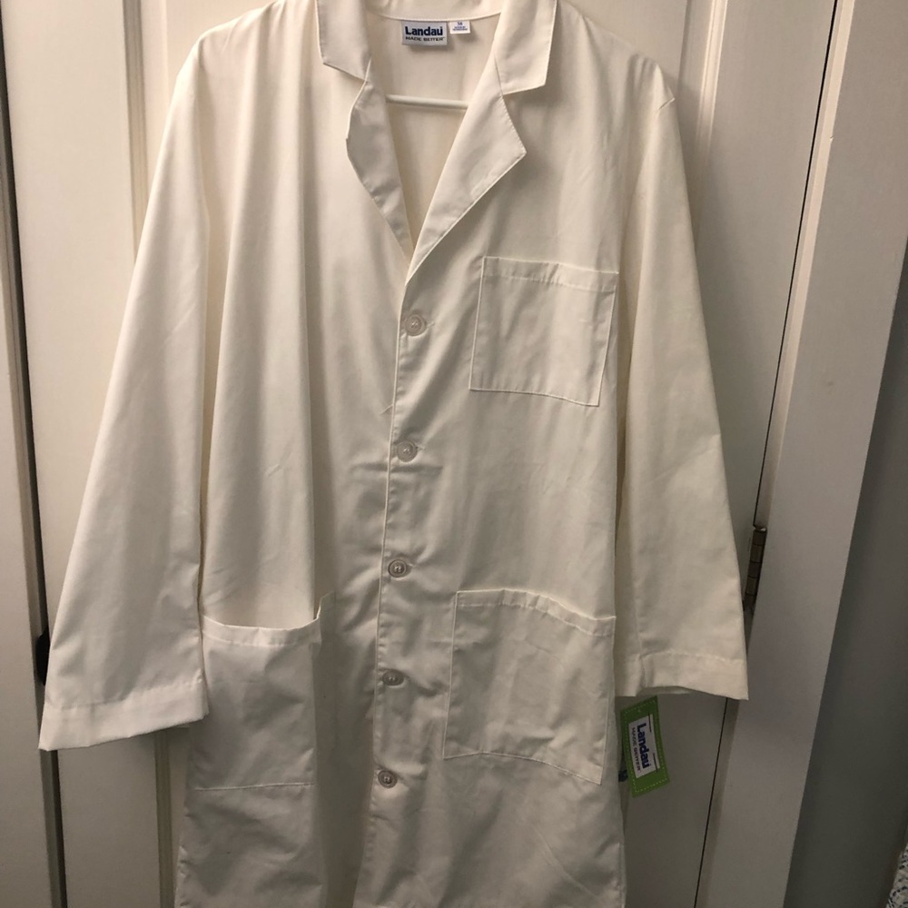 NWT Landau White Medical Lab Coat With Pockets (Halloween costume?!? :-)